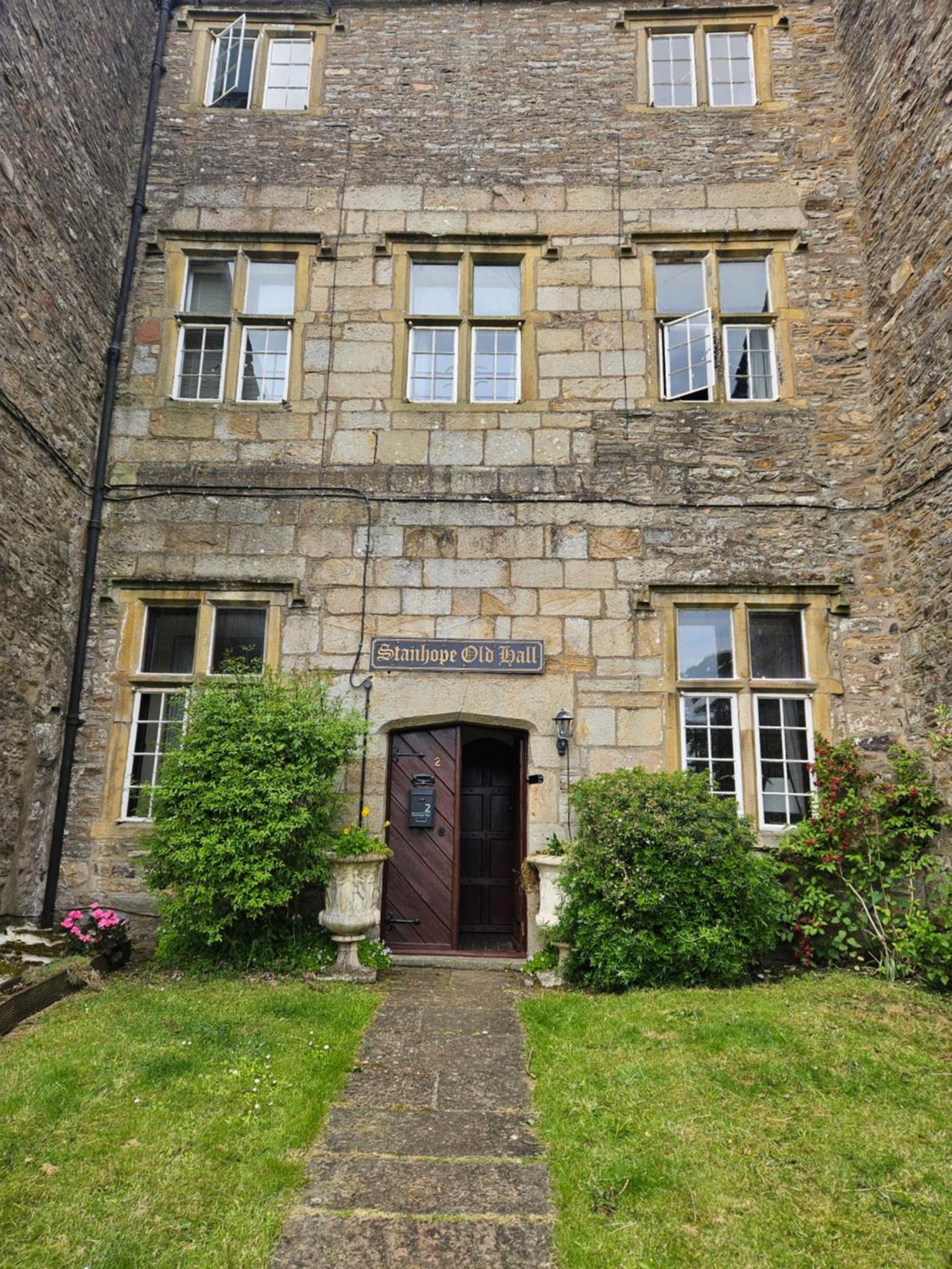 2 Stanhope Hall B&B Bishop Auckland Εξωτερικό φωτογραφία